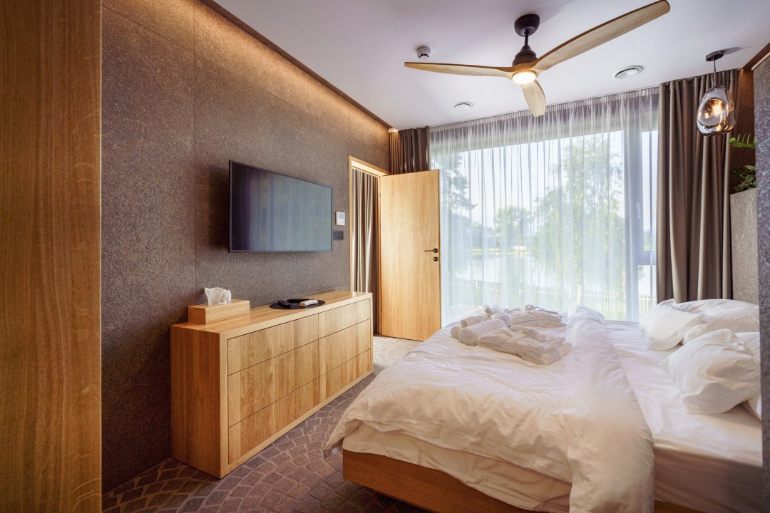 interior-of-modern-bedroom-suite-in-luxury-hotel.jpg